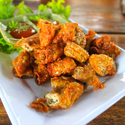 ไส้อ่อนทอดกระเทียม