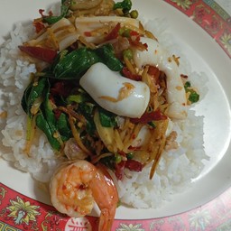 ข้าว ผัดเผ็ดทะเล