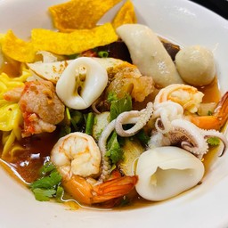 บะหมี่เกี๊ยว-เย็นตาโพ-ทะเล