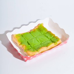 ปังแผ่นปิ้งสังขยาใบเตย