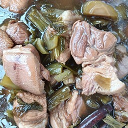 ขาหมูต้มเค็ม