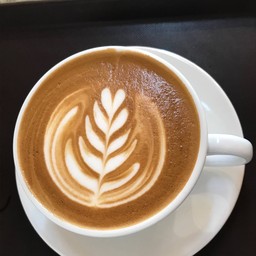 คาปูชิโน่ ร้อน