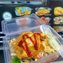 ข้าวผัดกุ้ง ไข่เจียว