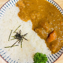 แกงกะหรี่ญี่ปุ่นหมู + มิโซะซุป