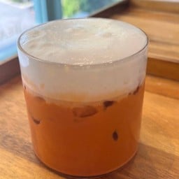 Iced Thai milk tea (LM)
