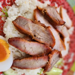 ข้าวหมูแดง ไข่ต้ม