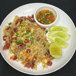 ข้าวผัดกุนเชียง