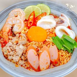 โอ้โห มาม่าหม้อไฟ