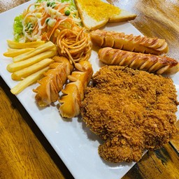 พลแหนมเนืองสเต็ก (ซอยบ้านกล้วย) บ้านกล้วย