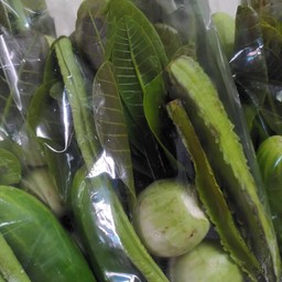ผักสด (แตงกวา+ถั่วฝักยาว)