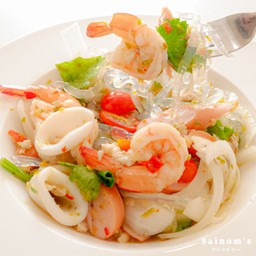 เส้นกรุบยำแซ่บ