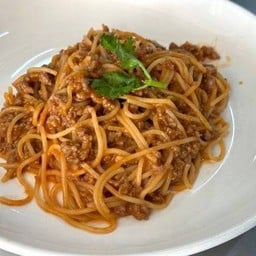 สปาเก็ตตี้ผัดซอสมะเขือเทศ-หมูสับ