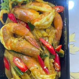 แกงคั่วกุ้งใ่ส่ตอดมะพร้าว ทาน2-3 คน