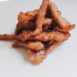 ข้าวเหนียวหมูทอด&ชาไทย ชวนชื่นทาวน์แก้วอินทร์ ซ.15