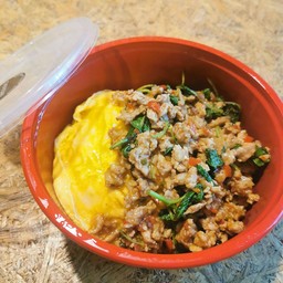 กระเพราไก่(ไม่รวมไข่)