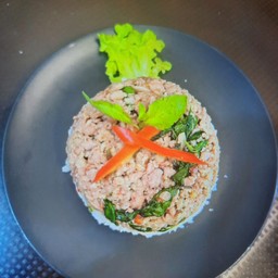 โปรข้าวกระเพราหมูสับ-ไก่สับ จาก 49 บาท