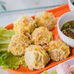 เกี๊ยวกุ้งจัมโบ้ลวกจิ้ม