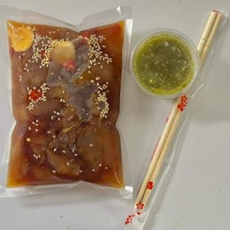 หมูมีม่อน