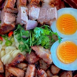 ⭐️กะเพราแท้&ข้าวหมูขยำ พริกน้ำปลารสเด็ด👍 กาดธานินทร์