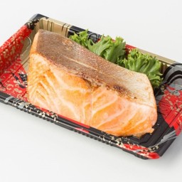 ปลาแซลมอนย่างซีอิ๊ว