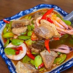 สะตอผัดกะปิหมูกรอบ&ทะเล