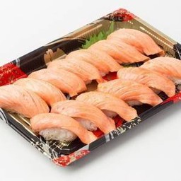 SALMON ABURI SUSHI (12คำ)