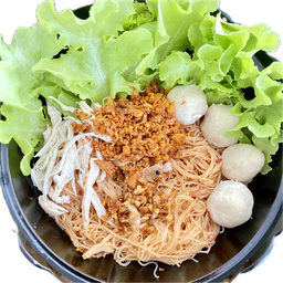 หมี่ไก่ฉีกซอสรสต้มยำ