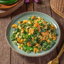 ผักเหรียงผัดไข่กุ้งเสียบ