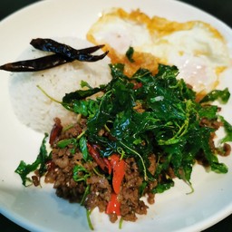 กระเพราเนื้อสับ(ไม่รวมไข่ดาว)