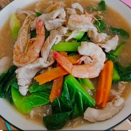 ตามสั่ง..ตามใจ❤️❤️ ร้านอยู่ในอพาร์ทเม้นท์ซอย 41/1 ขี่เข้ามาอยู่ตึกที่ 2ซ้ายมือที่ตึกจะมีสระว่ายน้ำตึกชื่อตึกสุวรรณภูมิอพาร์ทเม้นท์เข้ามาแล้วจอดรอได้เลยถ้ายังไม่เห็น order
