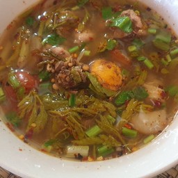 ต้มไก่บ้านใบมะขามอ่อน