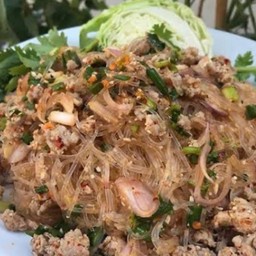 ลาบเนื้อใส่วุ้นเส้น