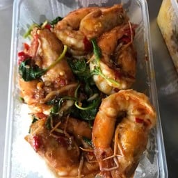 ข้าวกะเพรากุ้ง