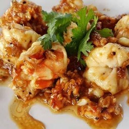 กุ้งทอดกระเทียม