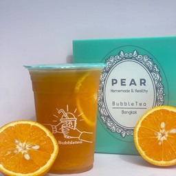 Fresh orange with organic white tea