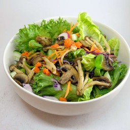 สลัดเห็ดย่าง ไข่กุ้ง น้ำสลัดงาญี่ปุ่น