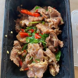 กะเพราเนื้อ (กับข้าว)