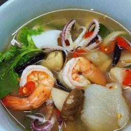 ต้มยำทะเลน้ำใส