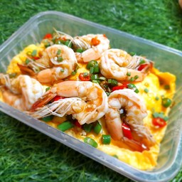 ข้าวไข่ข้นกุ้วคั่วพริกเกลือ