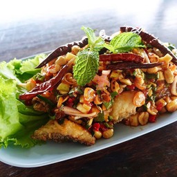 ปลาทอดสมุนไพร