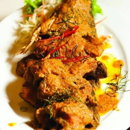 ฉู่ฉี่ปลากะพงทอด