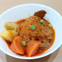 ข้าวสวยสะโพกไก่อบซอส