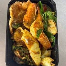 ข้าวพริกแกงใต้ทะเล