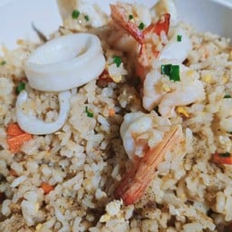 ข้าวผัดทะเล