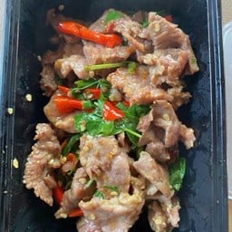 เนื้อผัดพริกเกลือ(กับข้าว)