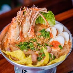 หม้อไฟทะเล ต้มยำน้ำข้น - ฟรีชุดรวมเส้น 1 ถาด