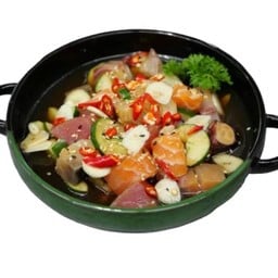 ปลาดิบรวมดองโชยุ  Mixed Sashimi Marinated Shoyu