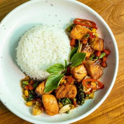 ข้าวผัดขี้เมาปลานิล