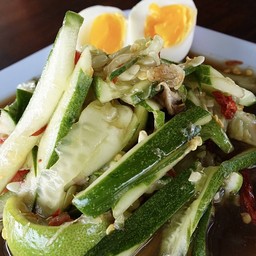 ตำแตงไข่มะตูม