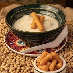 นมสด เต้าฮวย (ไม่มีปาท่องโก๋กรอบ)